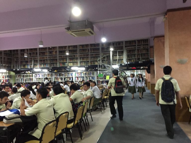 フィリピンの教育制度が変わてったと、知ってましたか? ササセブ