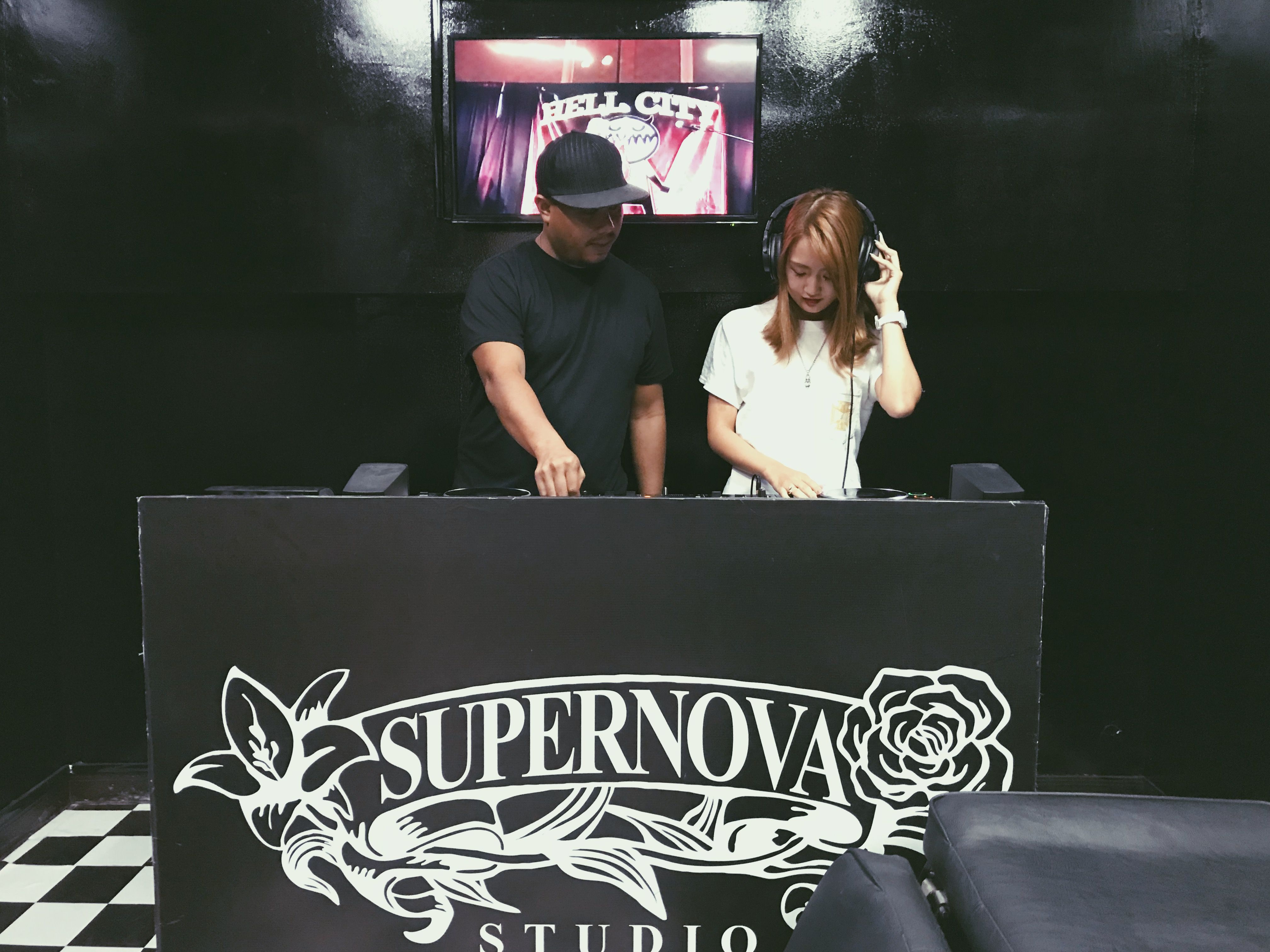 SUPERNOVA DJ SCHOOL